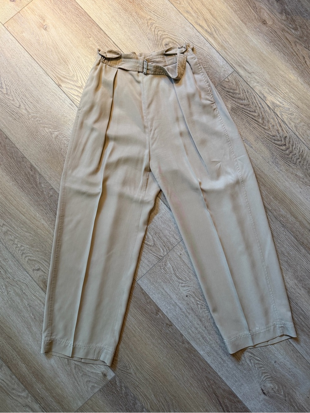 ARKET Beige/Tan Tencel Paperbag Waist Wide Leg Pants - EU 36 / US 4-6 (Small)